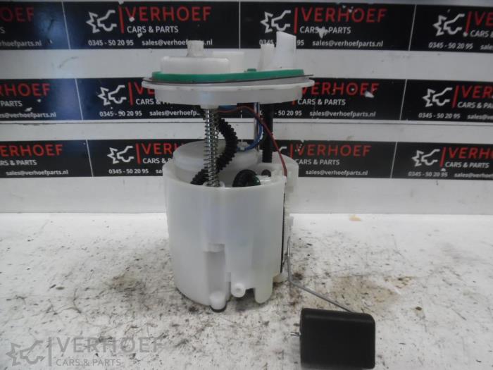 Gebruikte Benzinepomp Subaru Forester (SJ) 2.0 16V X Prijs € 100,00 Margeregeling aangeboden door Verhoef Cars & Parts