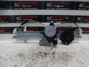 Gebruikte Ruitmechaniek 4Deurs rechts-achter Subaru Forester (SJ) 2.0 16V X Prijs op aanvraag aangeboden door Verhoef Cars & Parts
