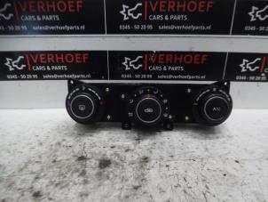 Gebruikte Kachel Bedieningspaneel Kia Cee'd Sporty Wagon (EDF) 1.6 CVVT 16V Prijs € 50,00 Margeregeling aangeboden door Verhoef Cars & Parts