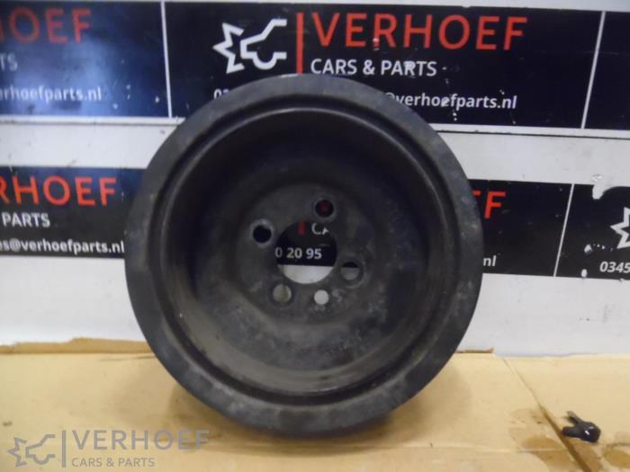 Gebruikte Krukas Poelie Mitsubishi Outlander (CW) 2.0 DI-D 16V 4x4 Prijs op aanvraag aangeboden door Verhoef Cars & Parts