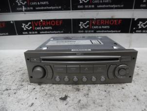Gebruikte Radio CD Speler Citroen C5 III Tourer (RW) 2.0 16V Prijs € 75,00 Margeregeling aangeboden door Verhoef Cars & Parts