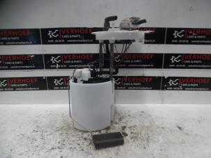 Gebruikte Benzinepomp Chevrolet Cruze 1.8 16V VVT Prijs € 90,00 Margeregeling aangeboden door Verhoef Cars & Parts