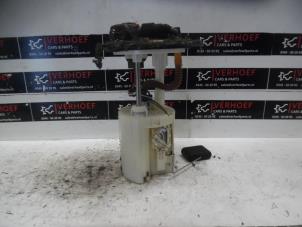 Gebruikte Benzinepomp Chevrolet Tacuma 1.6 16V Prijs € 75,00 Margeregeling aangeboden door Verhoef Cars & Parts