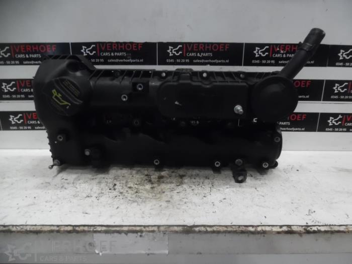 Gebruikte Kleppendeksel Hyundai iX35 (LM) 2.0 CRDi 16V Prijs op aanvraag aangeboden door Verhoef Cars & Parts