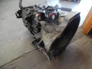 Gebruikte Versnellingsbak Nissan Atleon Prijs op aanvraag aangeboden door Verhoef Cars & Parts