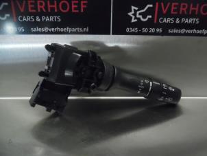 Gebruikte Ruitenwis Schakelaar Toyota iQ 1.0 12V VVT-i Prijs op aanvraag aangeboden door Verhoef Cars & Parts