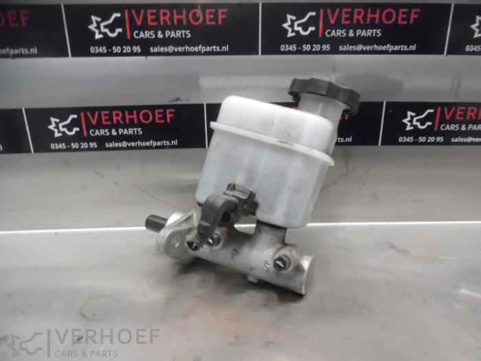 Gebruikte Hoofdremcilinder Hyundai Santa Fe II (CM) 2.2 CRDi 16V 4x2 Prijs op aanvraag aangeboden door Verhoef Cars & Parts