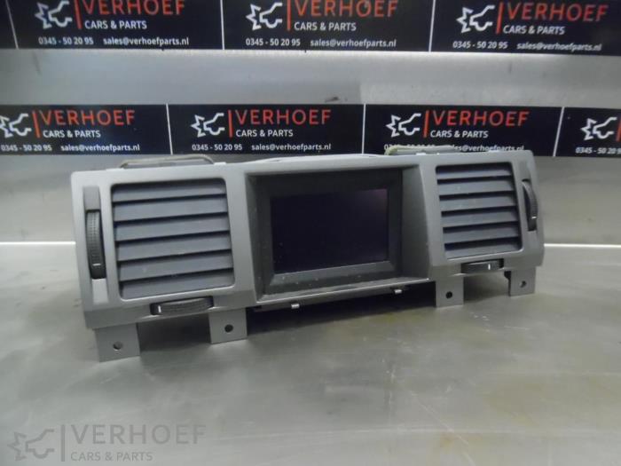 Gebruikte Display Interieur Opel Vectra C GTS 2.2 DIG 16V Prijs op aanvraag aangeboden door Verhoef Cars & Parts