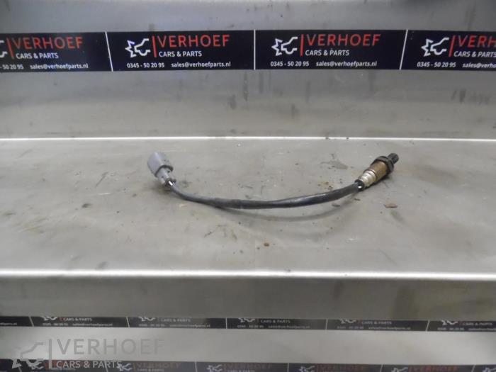 Gebruikte Lambda Sonde Toyota Avensis Wagon (T25/B1E) 2.4 16V VVT-i D4 Prijs € 30,00 Margeregeling aangeboden door Verhoef Cars & Parts