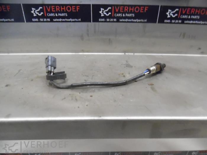 Gebruikte Lambda Sonde Toyota Avensis Wagon (T25/B1E) 2.4 16V VVT-i D4 Prijs € 30,00 Margeregeling aangeboden door Verhoef Cars & Parts