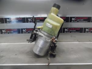 Gebruikte Stuurpomp Volvo V50 (MW) 2.4 D5 20V Prijs op aanvraag aangeboden door Verhoef Cars & Parts