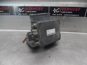 Gebruikte Luchthoeveelheidsmeter Mitsubishi Pajero Pinin (H6/H7) 1.8 GDI 16V 3-drs. Prijs € 100,00 Margeregeling aangeboden door Verhoef Cars & Parts