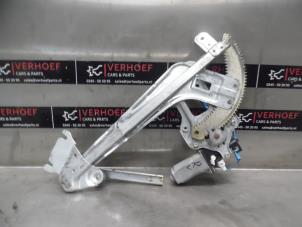 Gebruikte Ruitmechaniek 4Deurs rechts-voor Subaru Forester (SG) 2.0 16V X Prijs € 60,00 Margeregeling aangeboden door Verhoef Cars & Parts