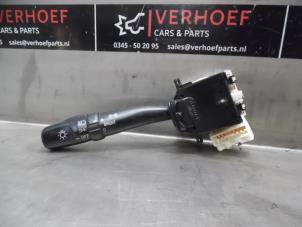Gebruikte Schakelaar Licht Subaru Forester (SG) 2.0 16V X Prijs € 35,00 Margeregeling aangeboden door Verhoef Cars & Parts