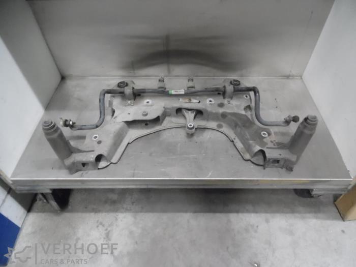 Gebruikte Subframe Renault Megane III Grandtour (KZ) 1.5 dCi 90 Prijs op aanvraag aangeboden door Verhoef Cars & Parts