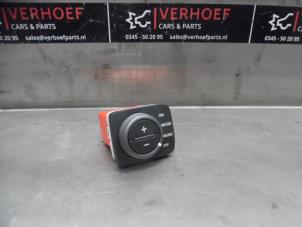Gebruikte Schakelaar Kia Soul I (AM) 1.6 CVVT 16V Prijs op aanvraag aangeboden door Verhoef Cars & Parts