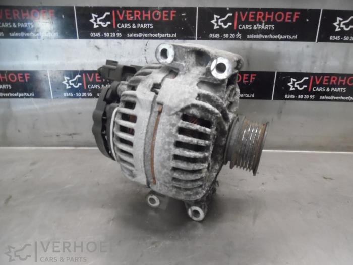 Gebruikte Dynamo Audi A4 Quattro (B6) 1.8 T 20V Prijs € 40,00 Margeregeling aangeboden door Verhoef Cars & Parts