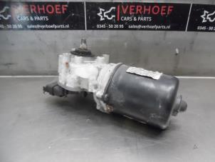 Gebruikte Ruitenwissermotor voor Renault Scénic II (JM) 1.6 16V Prijs € 30,00 Margeregeling aangeboden door Verhoef Cars & Parts
