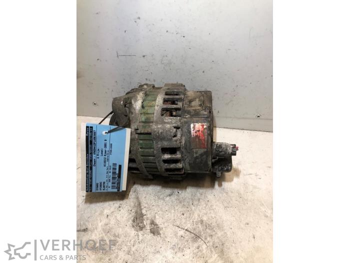 Gebruikte Dynamo Hyundai Elantra III 2.0i GLS,Executive Prijs € 30,00 Margeregeling aangeboden door Verhoef Cars & Parts