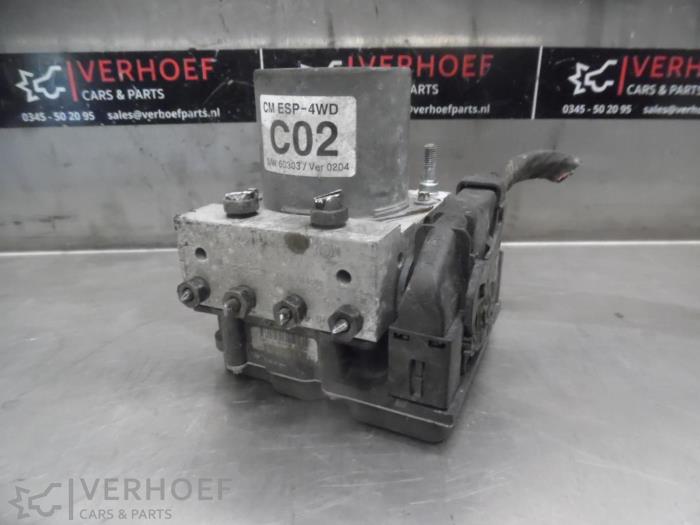 Gebruikte ABS Pomp Hyundai Santa Fe II (CM) 2.7 V6 24V 4x4 Prijs € 150,00 Margeregeling aangeboden door Verhoef Cars & Parts
