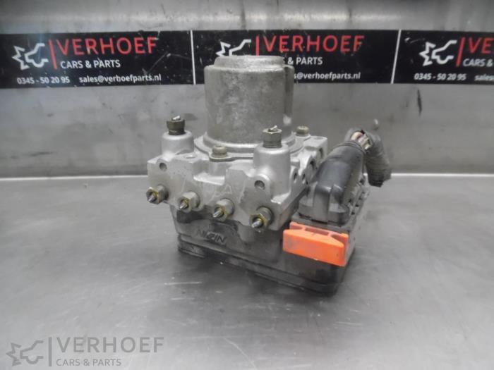 Gebruikte ABS Pomp Honda Accord (CL/CN) 2.0 i-VTEC 16V Prijs € 150,00 Margeregeling aangeboden door Verhoef Cars & Parts