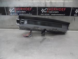 Gebruikte Display Interieur Mazda 6 SportBreak (GH19/GHA9) 2.5 16V S-VT GT-M Prijs op aanvraag aangeboden door Verhoef Cars & Parts