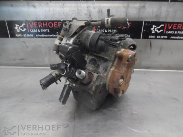 Gebruikte Dieselpomp Toyota Yaris Verso (P2) 1.4 D-4D Prijs op aanvraag aangeboden door Verhoef Cars & Parts