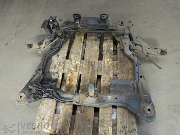 Gebruikte Subframe Hyundai Coupe 2.0i 16V CVVT Prijs € 100,00 Margeregeling aangeboden door Verhoef Cars & Parts