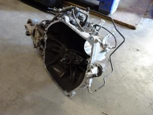 Gebruikte Versnellingsbak Honda Civic (ES) 1.3 16V VTEC-i IMA Prijs op aanvraag aangeboden door Verhoef Cars & Parts