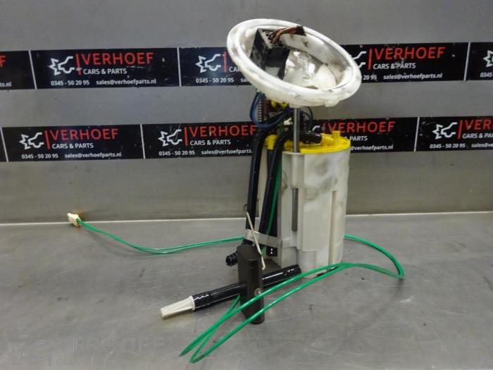 Gebruikte Dieselpomp BMW 5 serie (E60) 525d 24V Prijs op aanvraag aangeboden door Verhoef Cars & Parts