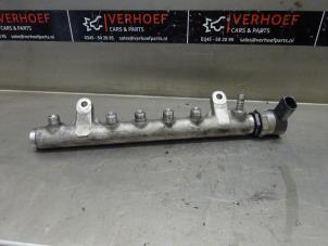 Gebruikte Injector brug Volkswagen Passat Variant (3C5) 2.0 TDI 16V 140 Prijs op aanvraag aangeboden door Verhoef Cars & Parts