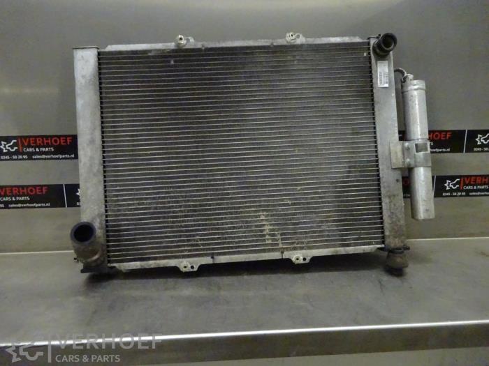 Gebruikte Radiateur Renault Kangoo Express (FC) 1.5 dCi 60 Prijs € 40,00 Margeregeling aangeboden door Verhoef Cars & Parts