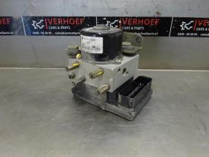 Gebruikte ABS Pomp Ssang Yong Kyron 2.0 M 200 Xdi 16V 4x4 Prijs op aanvraag aangeboden door Verhoef Cars & Parts