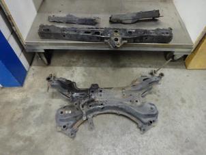 Gebruikte Subframe Toyota Verso 2.0 16V D-4D-F Prijs € 200,00 Margeregeling aangeboden door Verhoef Cars & Parts