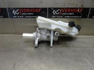 Gebruikte Hoofdremcilinder Volvo V40 (MV) 2.0 D4 16V Prijs € 50,00 Margeregeling aangeboden door Verhoef Cars & Parts