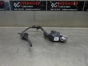Gebruikte Sensor Airbag Volvo V40 (MV) 2.0 D4 16V Prijs op aanvraag aangeboden door Verhoef Cars & Parts