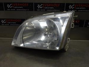 Gebruikte Koplamp links Mitsubishi Space Star (DG) 1.6 16V Prijs € 50,00 Margeregeling aangeboden door Verhoef Cars & Parts