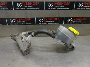Gebruikte Hoofdremcilinder Nissan Almera Tino (V10M) 2.0 16V CVT Prijs op aanvraag aangeboden door Verhoef Cars & Parts