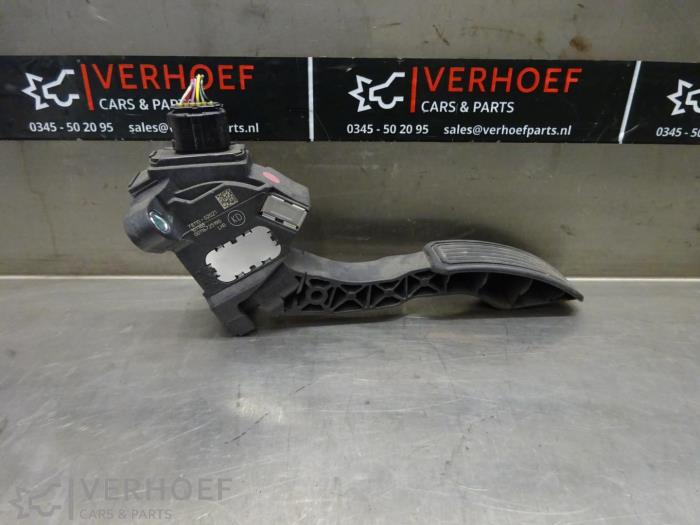 Gebruikte Gaspedaalpositie Sensor Toyota Avensis Wagon (T27) 2.2 16V D-4D-F 150 Prijs € 35,00 Margeregeling aangeboden door Verhoef Cars & Parts