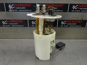 Gebruikte Benzinepomp Chevrolet Kalos (SF48) 1.4 16V Prijs € 50,00 Margeregeling aangeboden door Verhoef Cars & Parts