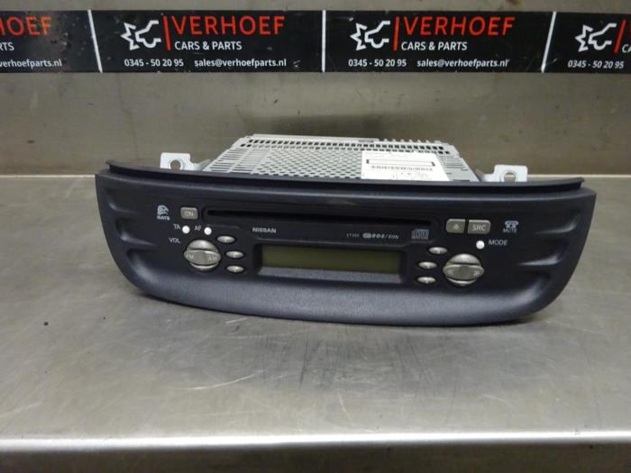 Gebruikte Nissan Almera Tino (V10M) 1.8 16V Radio CD