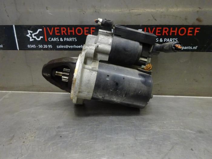 Gebruikte Startmotor Mercedes C (W203) 2.0 C-200K 16V Prijs € 40,00 Margeregeling aangeboden door Verhoef Cars & Parts