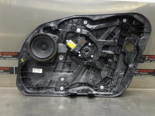 Gebruikte Raammechaniek 4Deurs rechts-voor Hyundai i40 CW (VFC) 1.6 GDI 16V Prijs op aanvraag aangeboden door Verhoef Cars & Parts