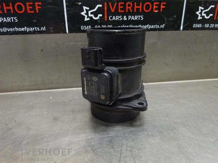 Gebruikte Luchthoeveelheidsmeter Renault Megane III Grandtour (KZ) 1.5 dCi 110 Prijs € 25,00 Margeregeling aangeboden door Verhoef Cars & Parts