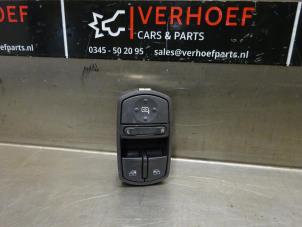 Gebruikte Combischakelaar ramen Opel Corsa D 1.2 16V Prijs op aanvraag aangeboden door Verhoef Cars & Parts