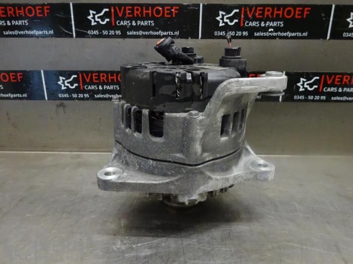 Gebruikte Dynamo Iveco New Daily VI Prijs € 90,75 Inclusief btw aangeboden door Verhoef Cars & Parts