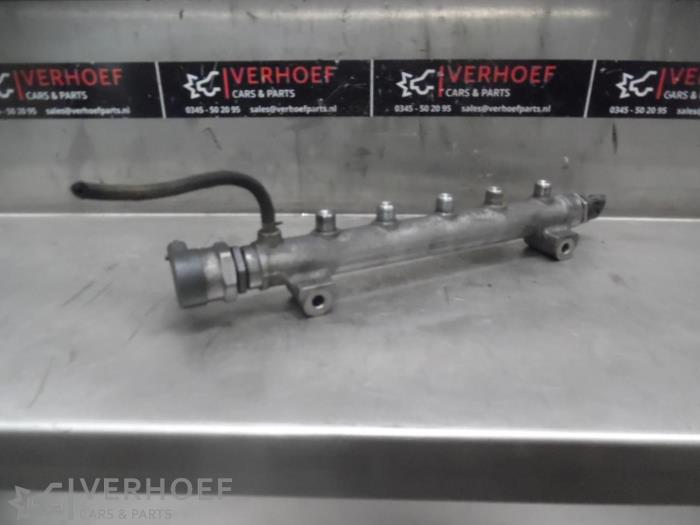 Gebruikte Injector brug Hyundai Santa Fe II (CM) 2.2 CRDi 16V 4x2 Prijs € 100,00 Margeregeling aangeboden door Verhoef Cars & Parts