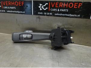 Gebruikte Schakelaar Richtingaanwijzer Volvo V50 (MW) 1.6 16V Prijs op aanvraag aangeboden door Verhoef Cars & Parts