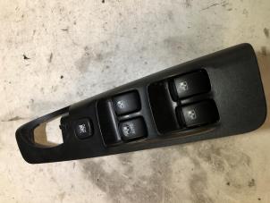 Gebruikte Combischakelaar ramen Chevrolet Tacuma 2.0 16V Prijs € 30,00 Margeregeling aangeboden door Verhoef Cars & Parts