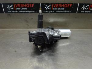 Gebruikte Motor Ruitenwisser achter Volkswagen Golf V (1K1) 1.6 FSI 16V Prijs € 25,00 Margeregeling aangeboden door Verhoef Cars & Parts